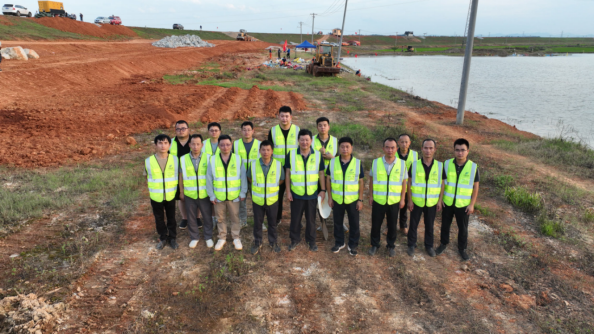 抗洪搶險(xiǎn)報(bào)導(dǎo)-迎“汛”而上，奔赴前線(xiàn) -454.png