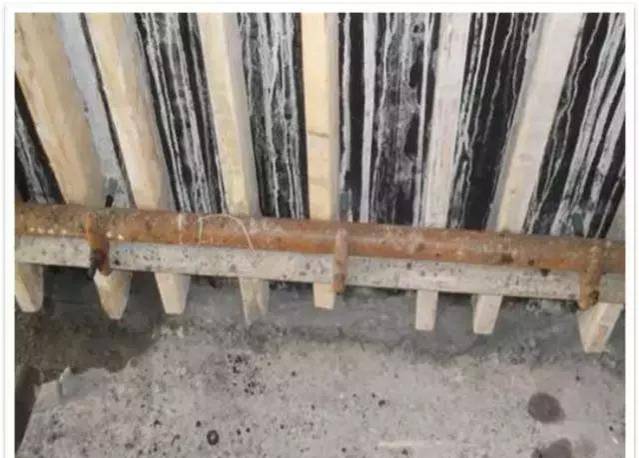 混凝土這樣施工，沒(méi)有蜂窩麻面、不爛根，還能間接縮短工期！